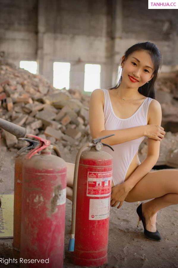 郭小麟 狐小妖 [XIUREN]高清写真图 2019.09.12 狐小妖Baby第15张图片
